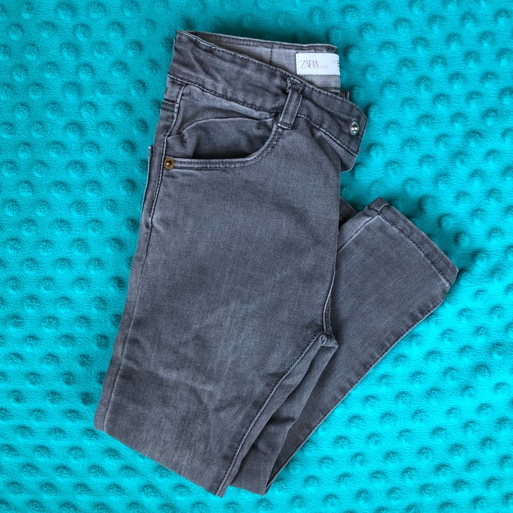 $9 SALE!!!! Zara Boys 3-4T Skinny Jeans